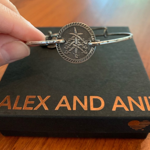 Alex & Ani Retired Rare Silver Bundle - Picture 2 of 5